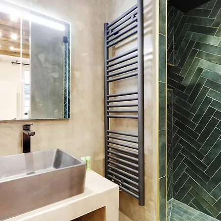 Authentic - 1br-4p - Le Marais Apartment *